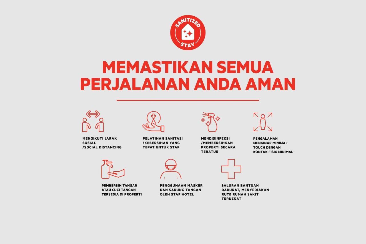Oyo 314 Emas 23 Guest House Syariah Malang Esterno foto